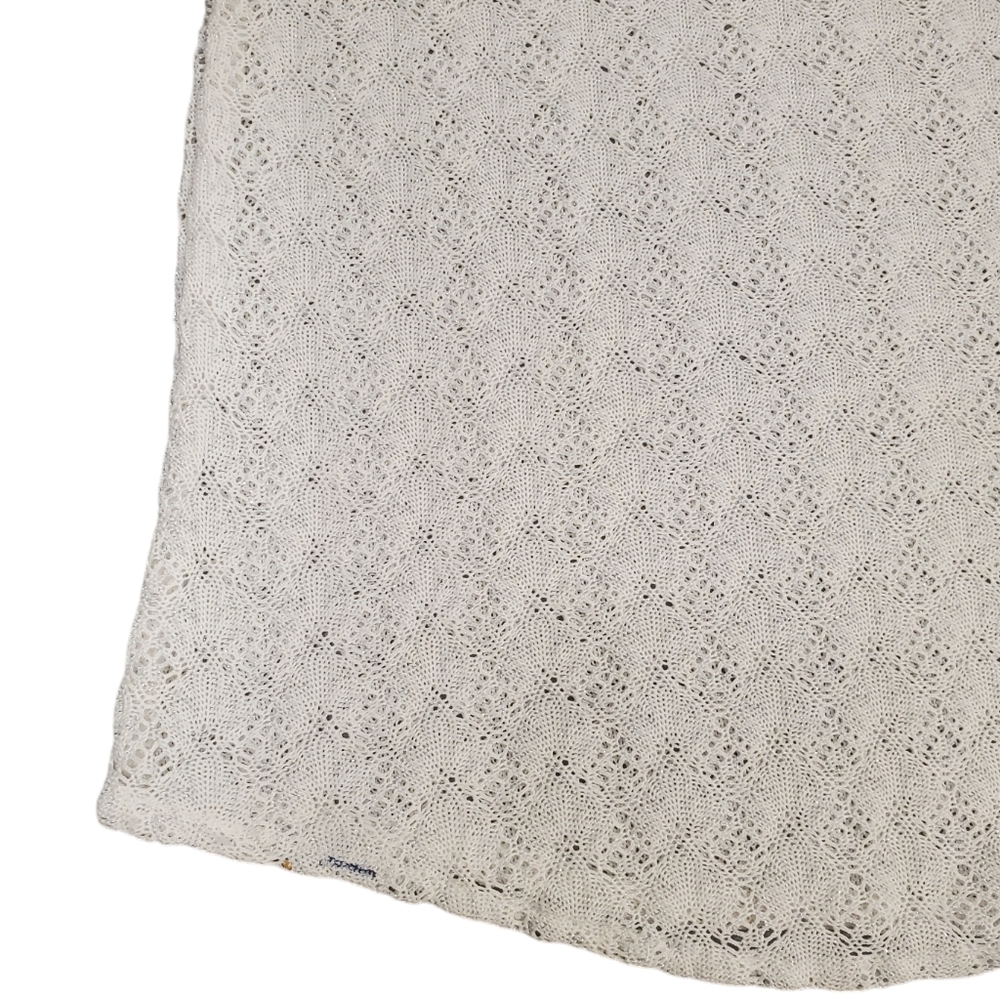 Abercrombie Fitch Top Womens Size XS White 3/4 Sleeve Scoop Neck Crochet Shirt - Picture 10 of 10